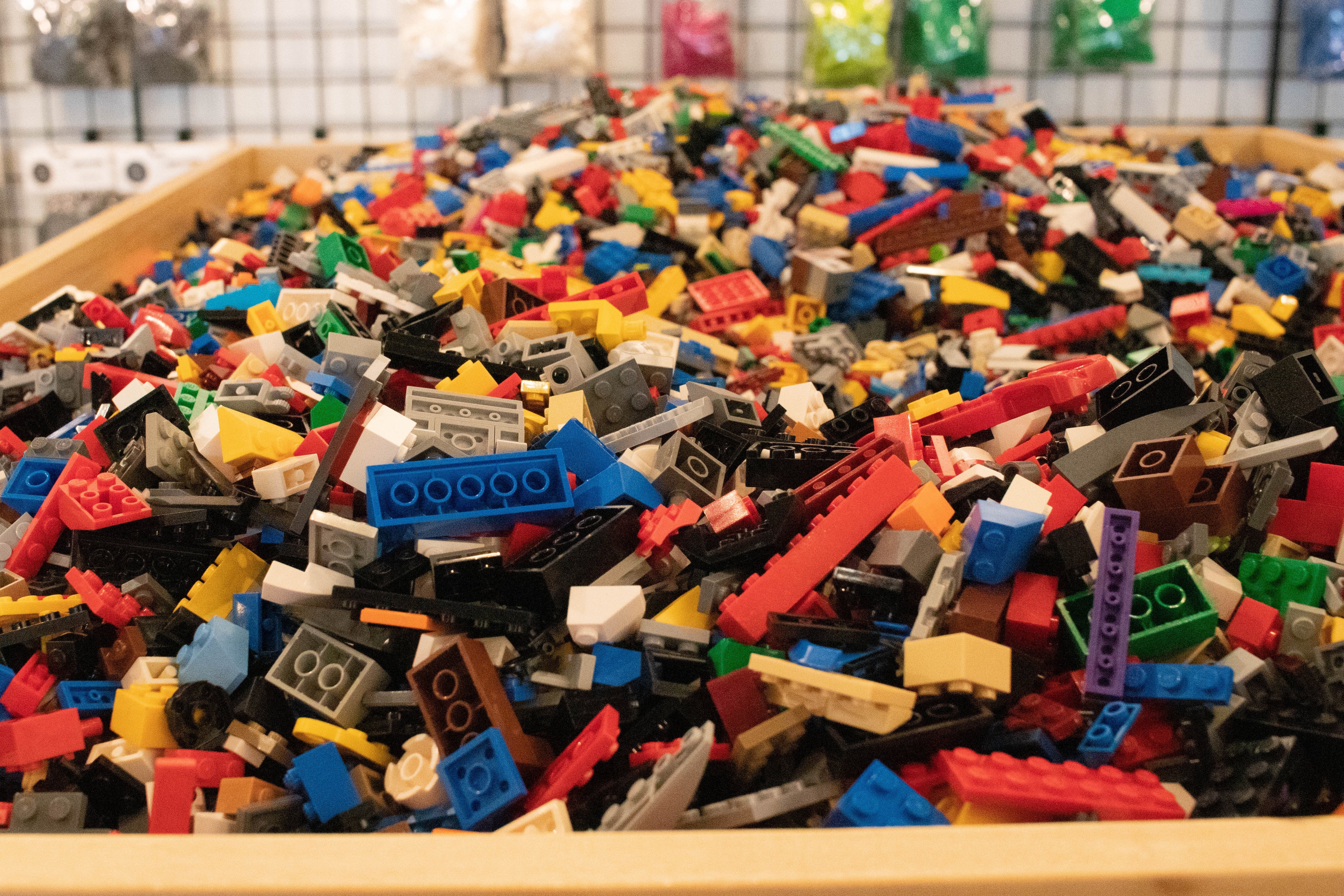 Lego pieces shop hot sale