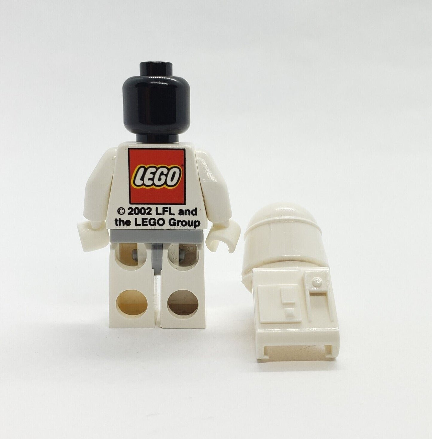 Snowtrooper - LFL 2002 LEGO printed back