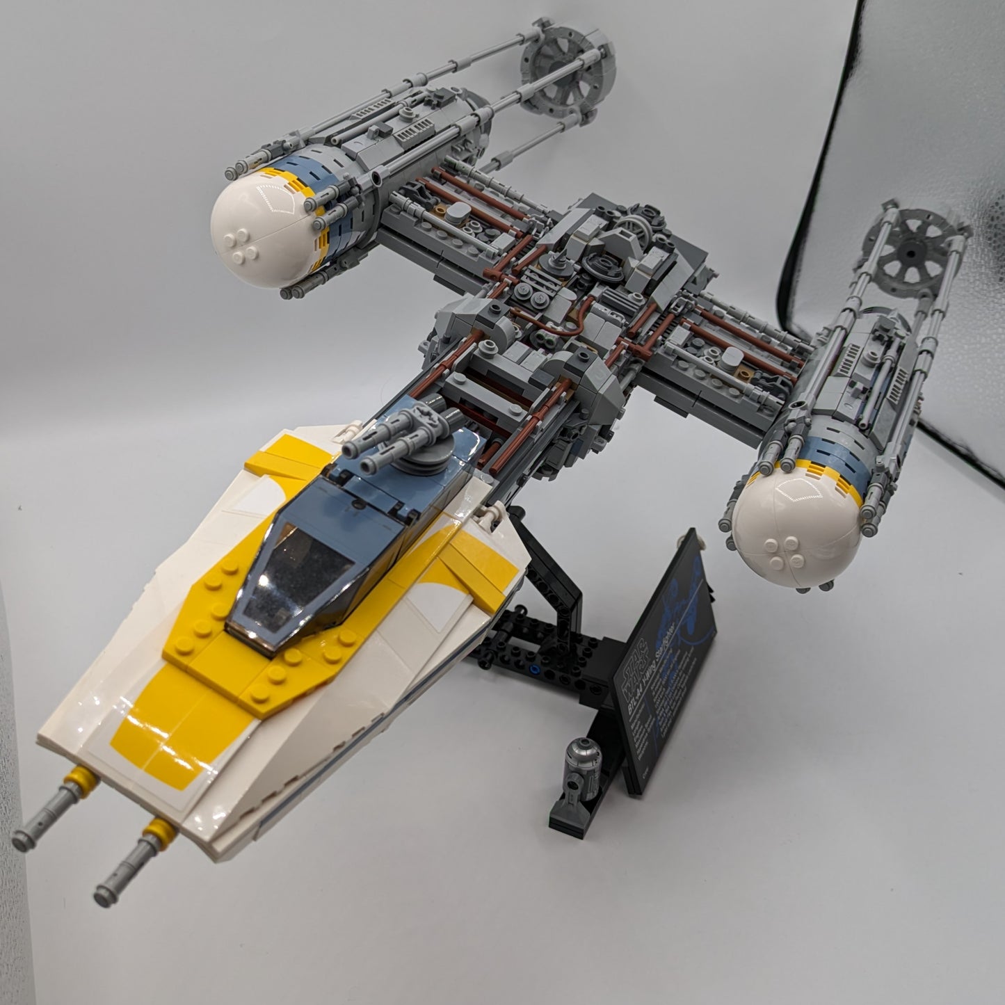 Y-Wing Starfighter - UCS 2nd Edition